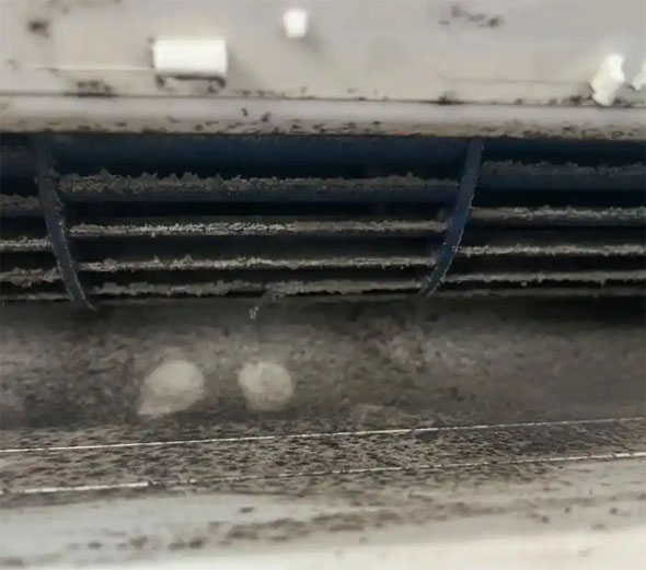 溧阳空调吹的风有股烧焦味是怎么回事